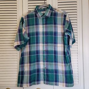 Arrow Sport short sleeve plaid button-down shirt